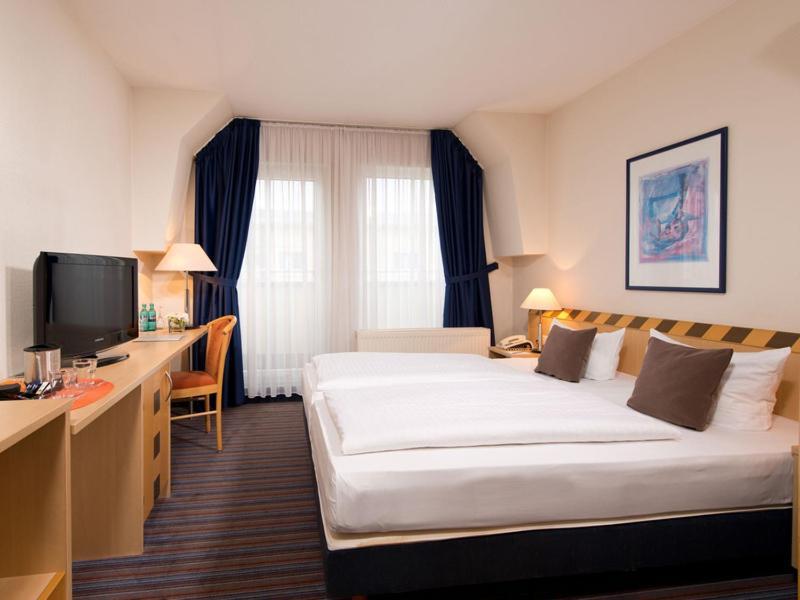 Achat Hotel Dresden Elbufer Номер фото